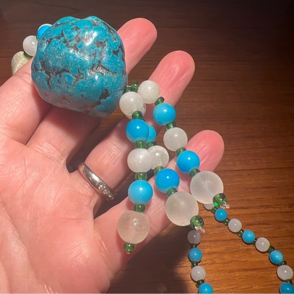 Chunky synthetic Turquoise Beaded Necklace With Huge Raw Turquoise - Picture 8 of 10